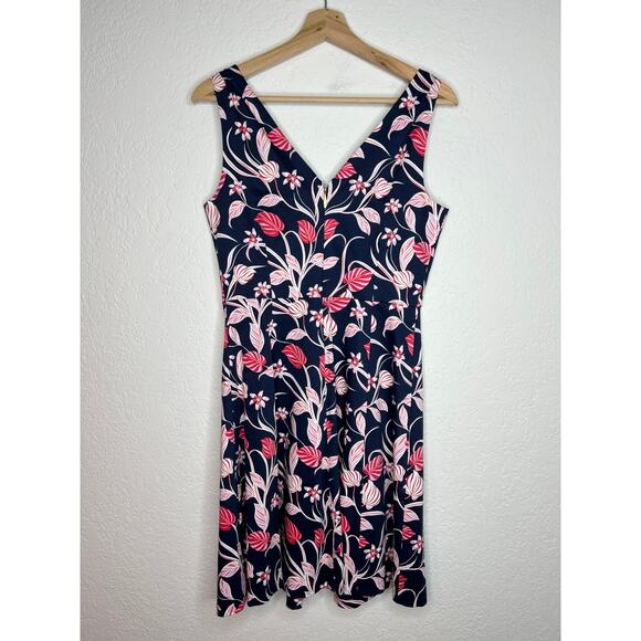 Draper James Knot Shoulder Floral A-Line Dress 6 NWT - Picture 10 of 10